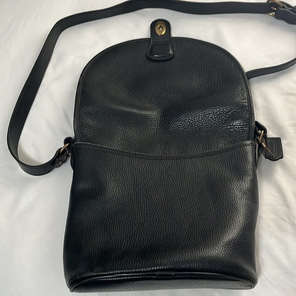 Vintage Coach Black Pebbled Leather Bucket Bag - Picture 8 of 16